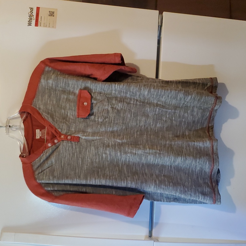Hype Red and Gray Henley Shirt Size Small